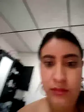 mialorents - Mialorents's free webcam