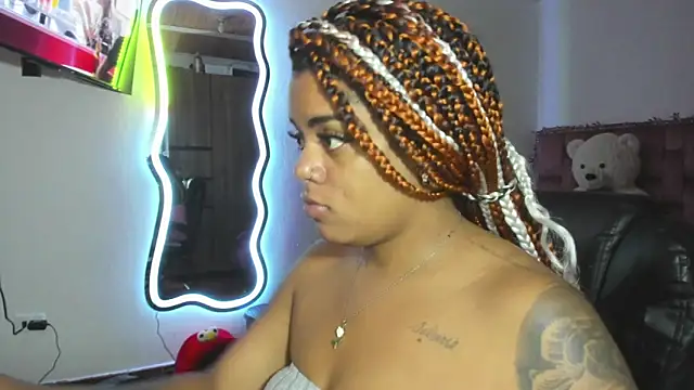 ladyrd1 - Ladyrd1's free webcam