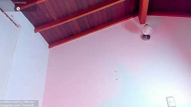 _fullmoon - _fullmoon's free webcam