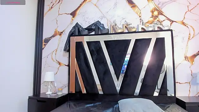 karinasimonz - KarinaSimonz's free webcam