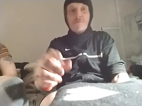 j3tblaqk94 - J3TBLAQK94's free webcam