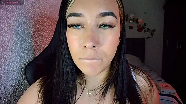 leahtemptation3 - Leahtemptation3's free webcam