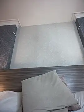 Webcam Model (MiilaBlake)  is live.Free join now!