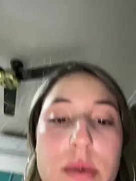 lriana_miller - Lriana_miller's free webcam