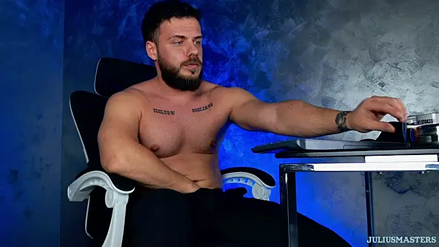 juliusmasters (M young) - CUM in CL0UDS