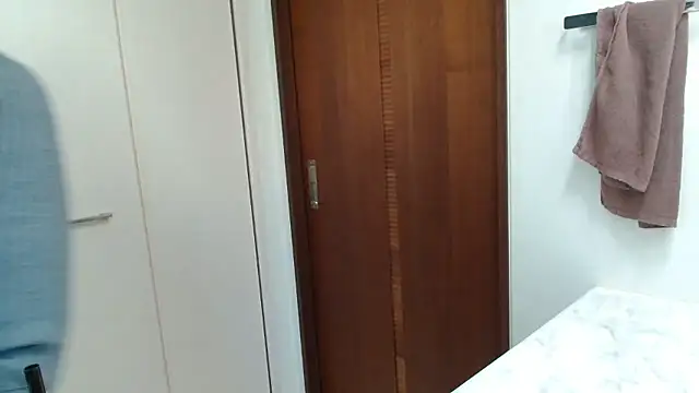 _ema_ch - _Ema_ch's free webcam