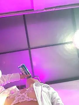 lucia_princess_xxx - Lucia_princess_xxx's free webcam