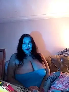 Webcam Model (Leanne43)  is live.Free join now!