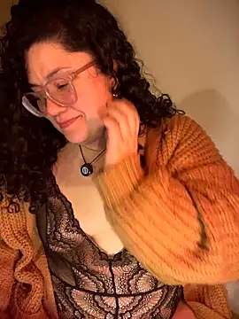 Webcam Model (VanesssaMilf_) is live