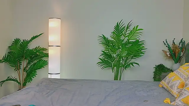 mmm__yes - Mmm__yes's free webcam