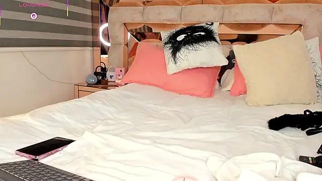 camiilovers - CamiiLovers's free webcam - UK Sex Cams