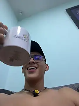 salvadorfit (M young) - CLOSE UP MASURBATION🤞🍆