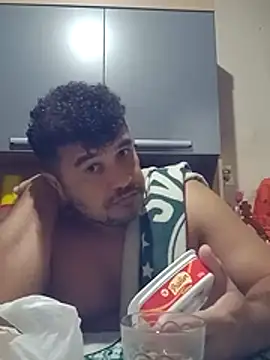 tarra122 - Tarra122's free webcam