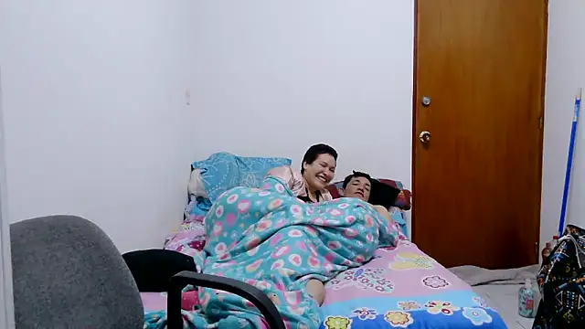 luxandracon23 (G young) - MAKE SQUIRT ALL OVER YOUR FACE