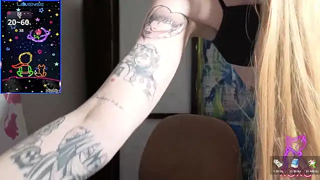 adell_love - Adell_Love's free webcam