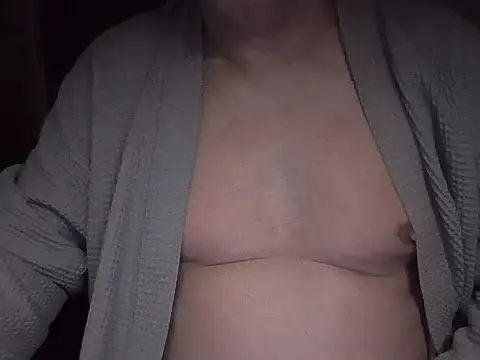 sssuka (M grandpa) - skurwic ssssuke... :)