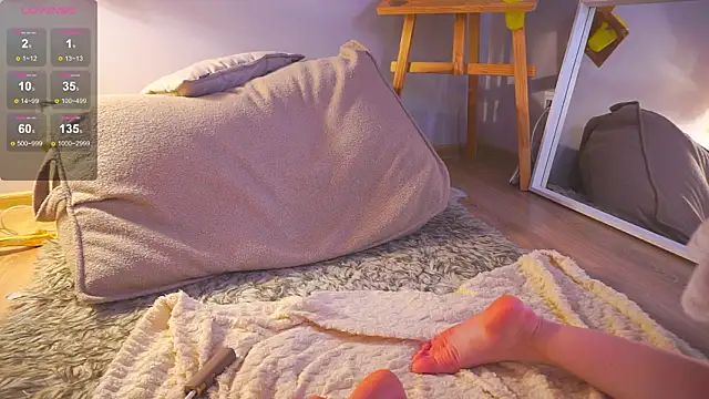 lureofeva - LureOfEva's free webcam