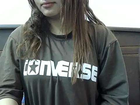 angelanaya018 (F teen) - “Lift up top”