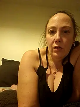 Webcam Model (Wisie_Cutie)  is live.Free join now!