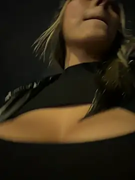 Webcam Model (Cami_Leon2)  is live.Free join now!