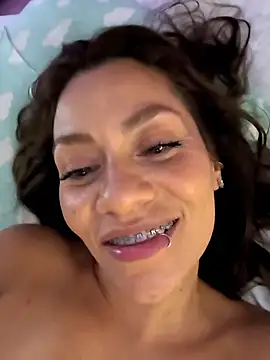 samyjones9 (F milf) - Fuck me hard babe, please 🥹👅💦