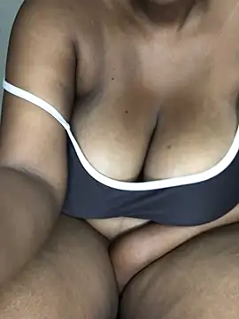 Webcam Model (Lamborghiniasia)  is live.Free join now!