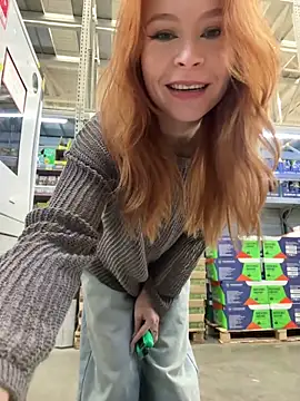 _Little_Ginger Live Webcam on Stripchat