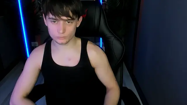 alejandroellias (M twink) - anus close