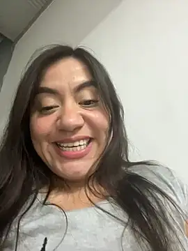 iam__cristal - Iam__Cristal's free webcam - UK Sex Cams