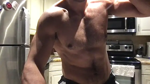 BigGuyMuscle Live Webcam on Stripchat