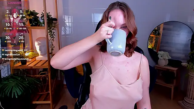 crystallglow - Crystallglow's free webcam