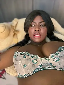 Webcam Model (Ebony_muse)  is live.Free join now!