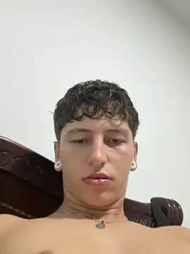 aron_steel04 (M twink) - Show cock 💦🔥