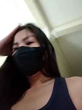 lyly-68688 - Lyly-68688's free webcam