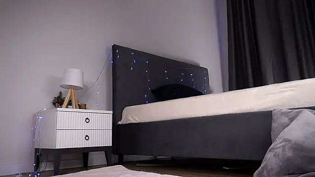 blondellbolio - BlondellBolio's free webcam