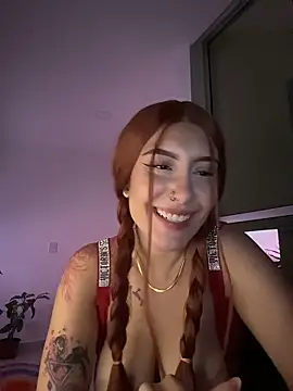 Webcam Model (alesziarose_)  is live.Free join now!