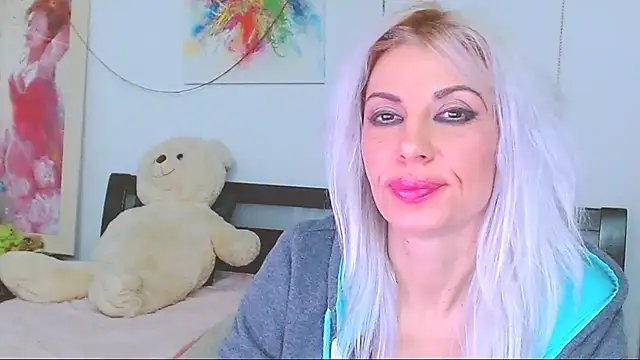 honeylara - HoneyLara's free webcam