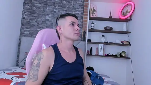 booyhott_ - BooyHott_'s free webcam - UK Sex Cams