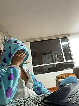 j_loren - J_loren's free webcam - UK Sex Cams