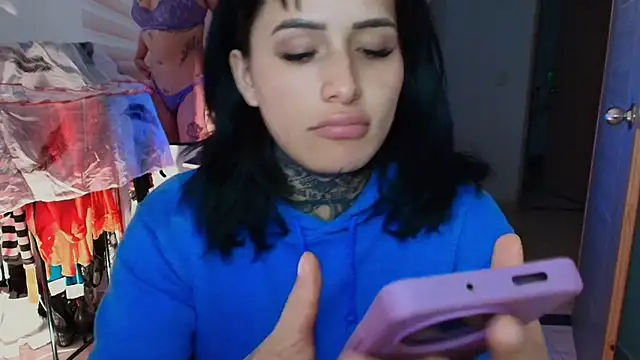 tinnadawsom - TinnaDawsom's free webcam