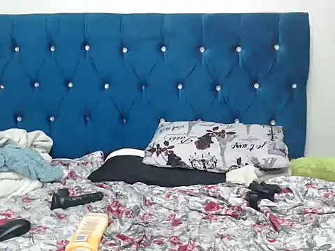 sexydarkladyxxx - SexyDarkLadyXxx's free webcam