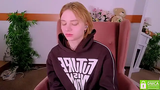 mirrabellanta - MirraBellanta's free webcam