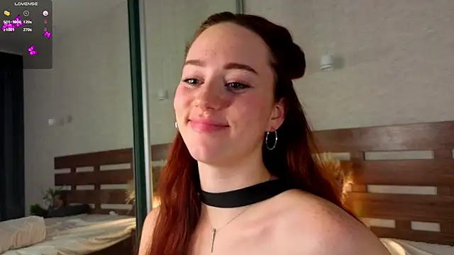 stacywatts - StacyWatts's free webcam