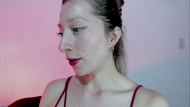 carlin_diaz - Carlin_Diaz's free webcam