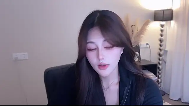 美女Cure-uuuuuuuu在线直播