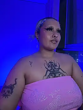 pinkbaddie777 - Pinkbaddie777's free webcam