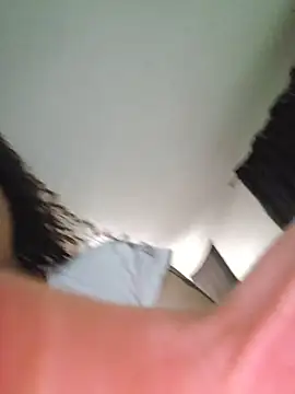 honeeyyy_pot - Honeeyyy_pot's free webcam