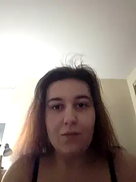 Webcam Model (Ashlovescannabis)  is live.Free join now!