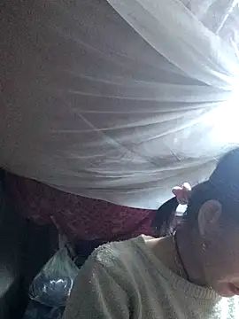 gio-thu - Gio-thu's free webcam