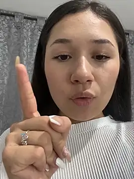 Webcam Model (DULCE_MARIA_EF)  is live.Free join now!